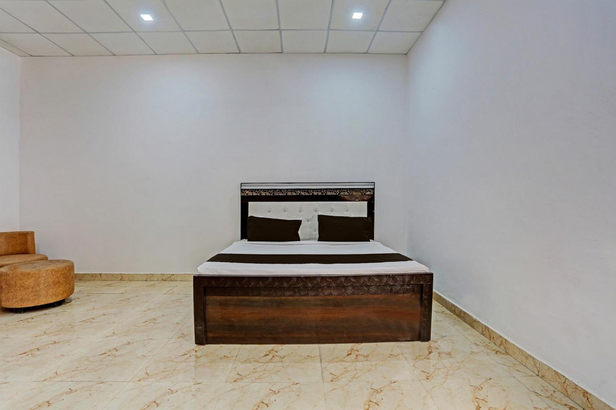 Hotel O Murliwala Wedding Palace And Resort Samalkha Exterior photo
