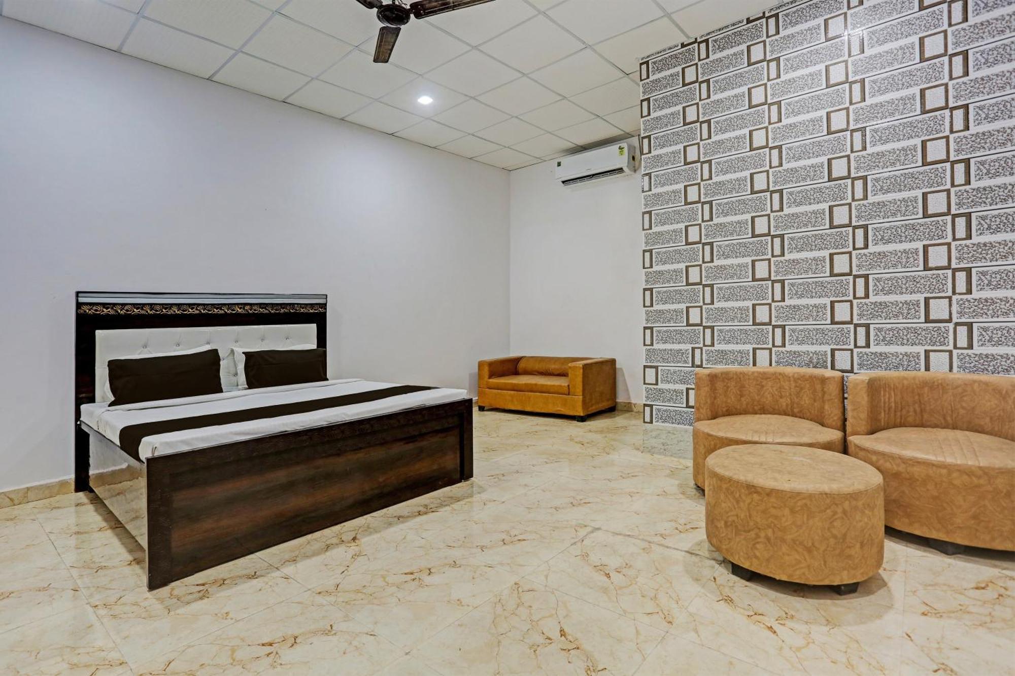 Hotel O Murliwala Wedding Palace And Resort Samalkha Exterior photo