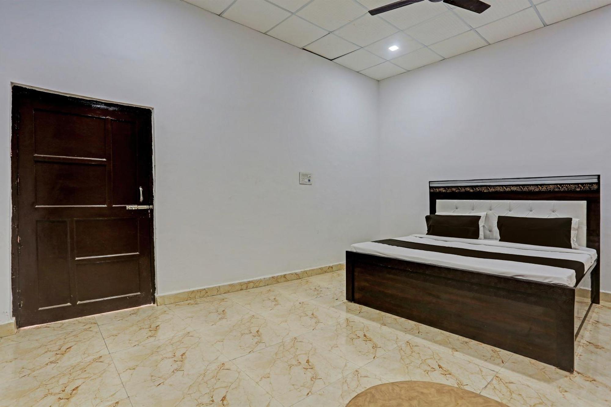Hotel O Murliwala Wedding Palace And Resort Samalkha Exterior photo